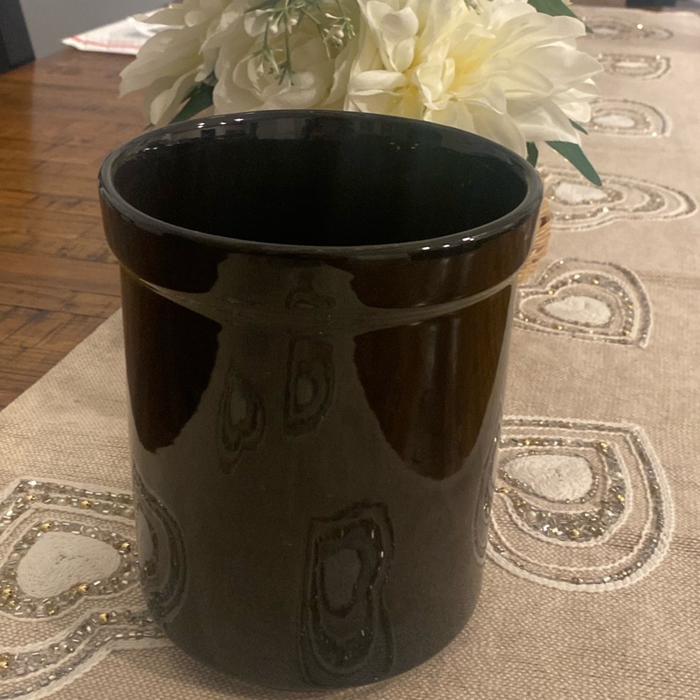 Utensil canister